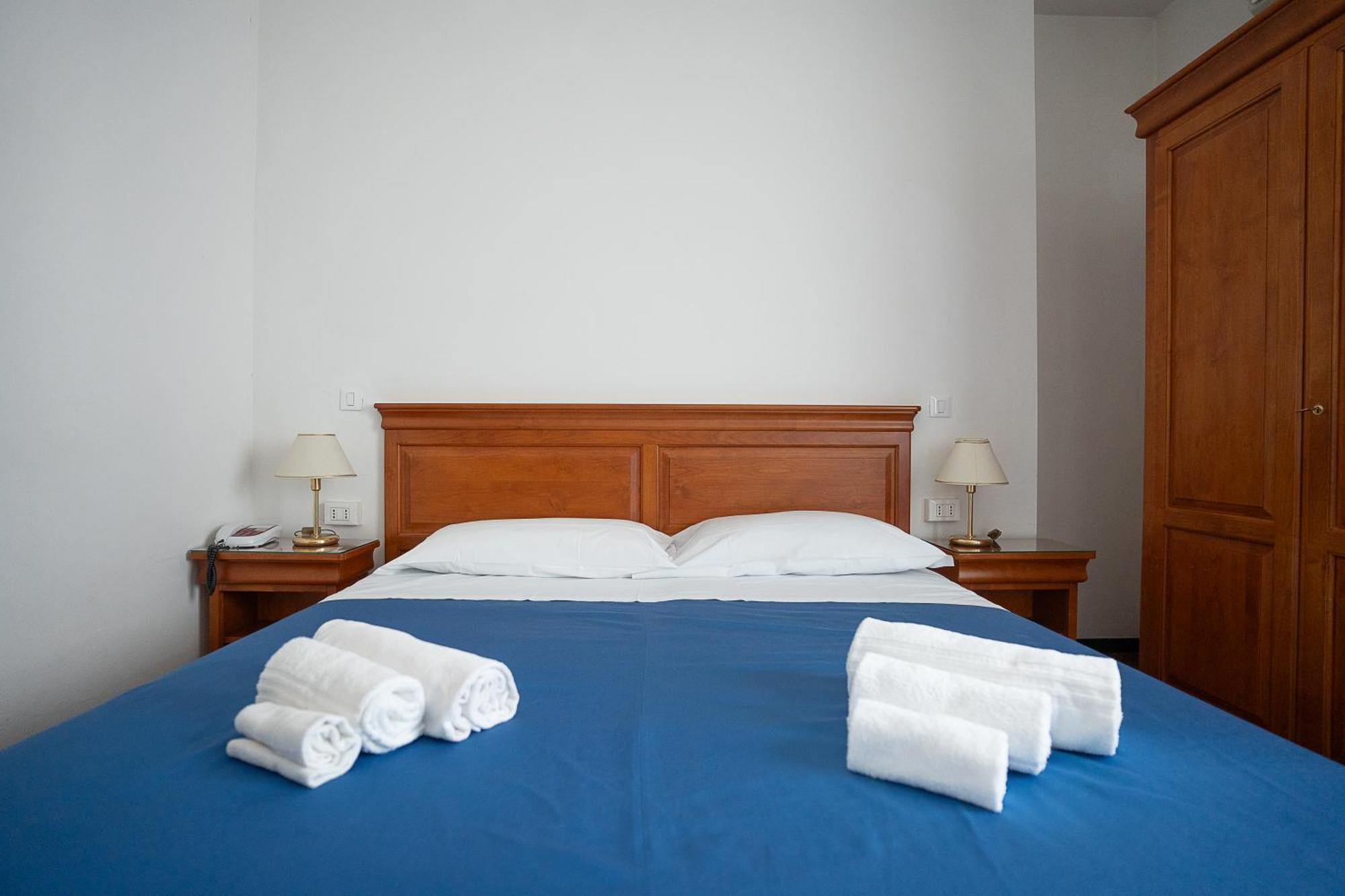 Hotel Napoleon Pontremoli Ngoại thất bức ảnh