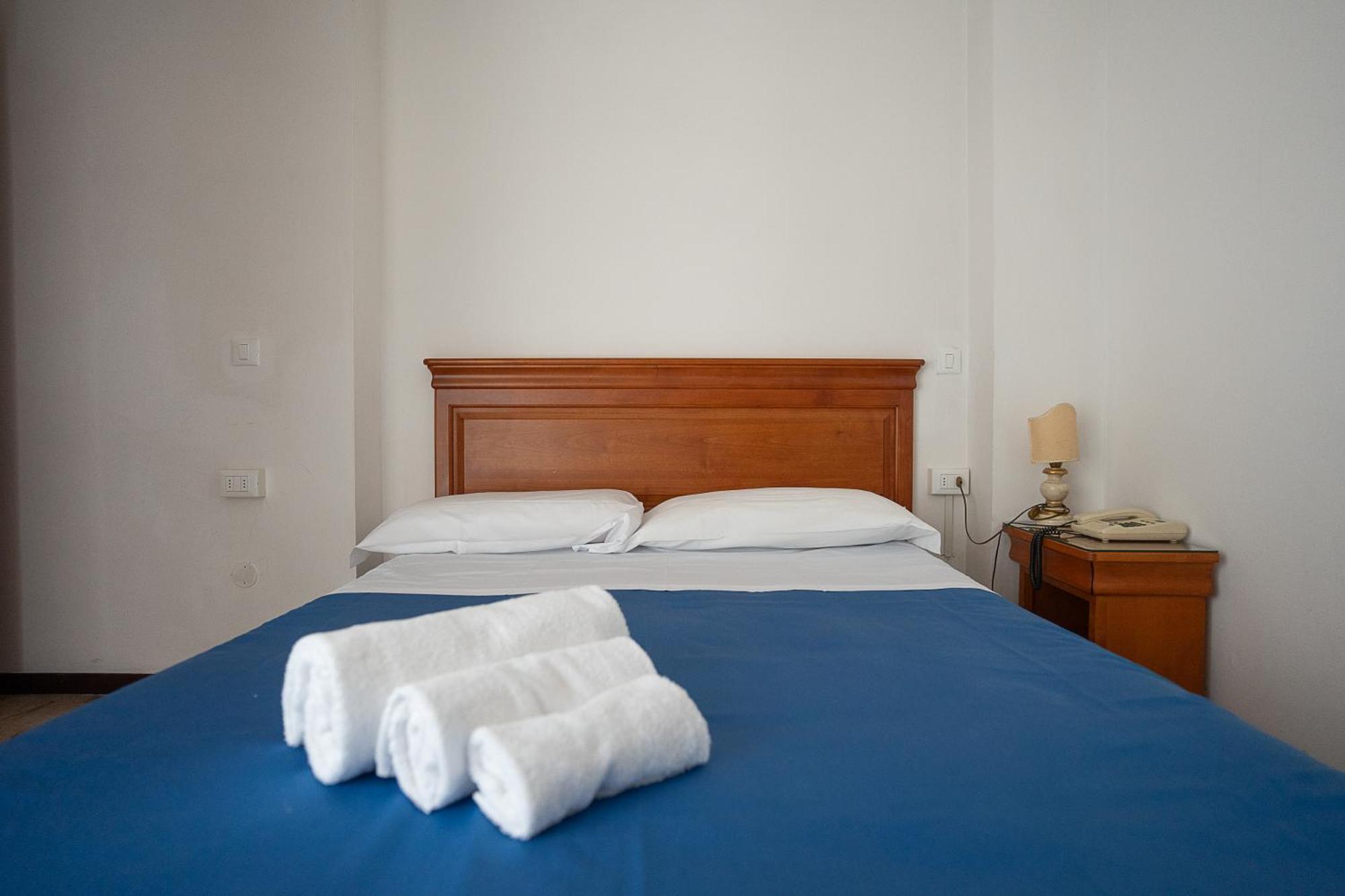 Hotel Napoleon Pontremoli Ngoại thất bức ảnh